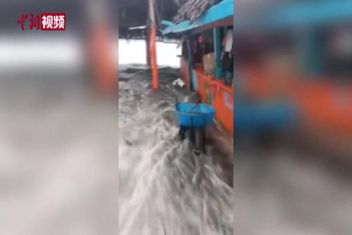 印尼爪哇岛附近海域连发强震